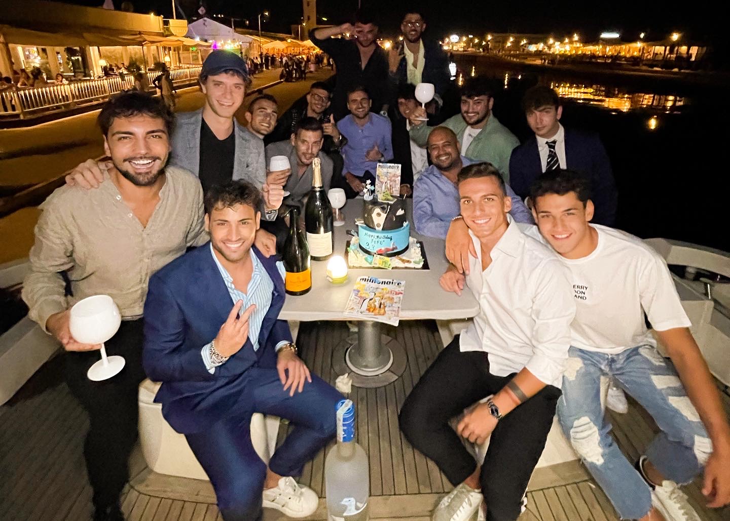 Bachelor night — brindisi a bordo